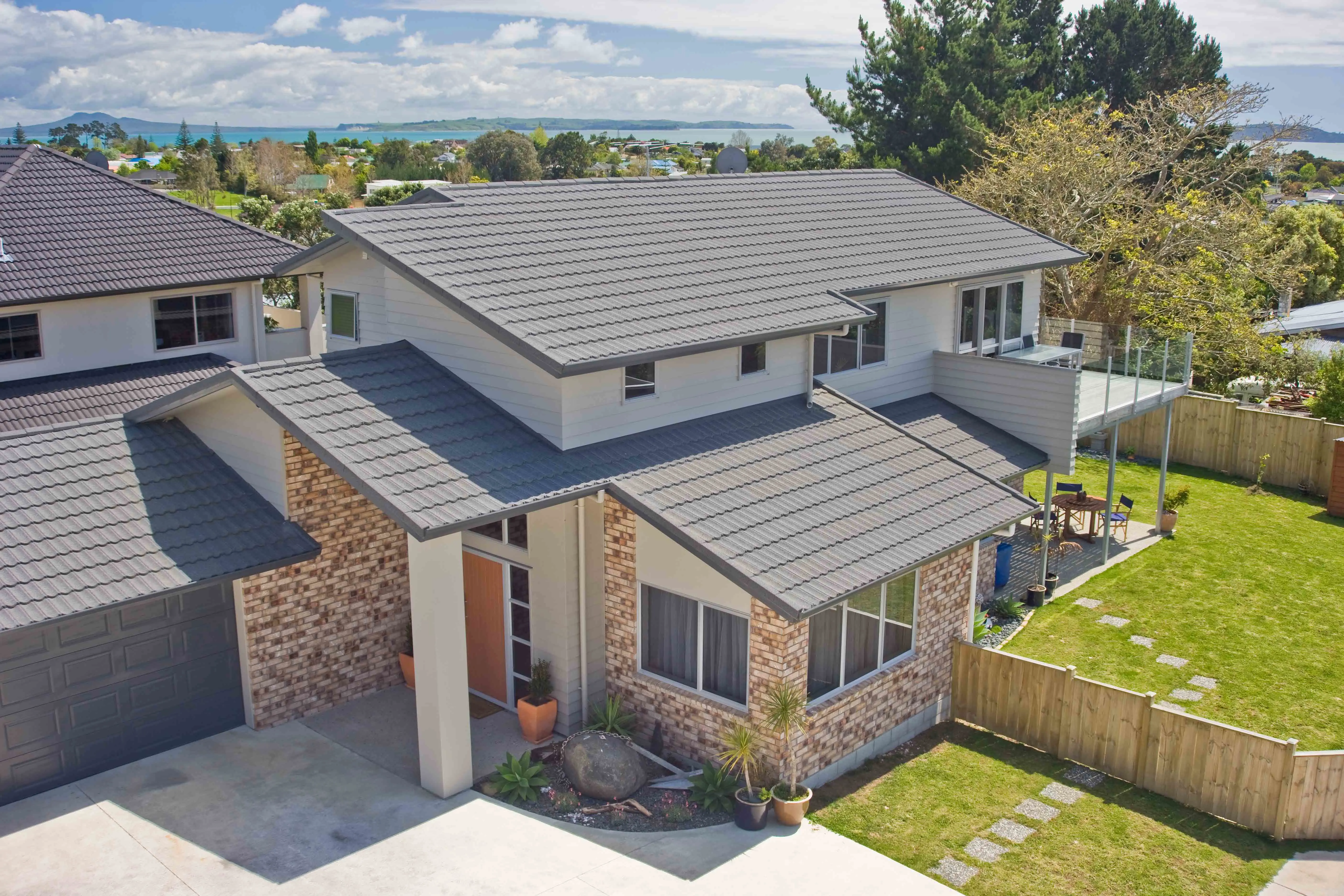 Bond, Charcoal, Residential, New Build, New Roof