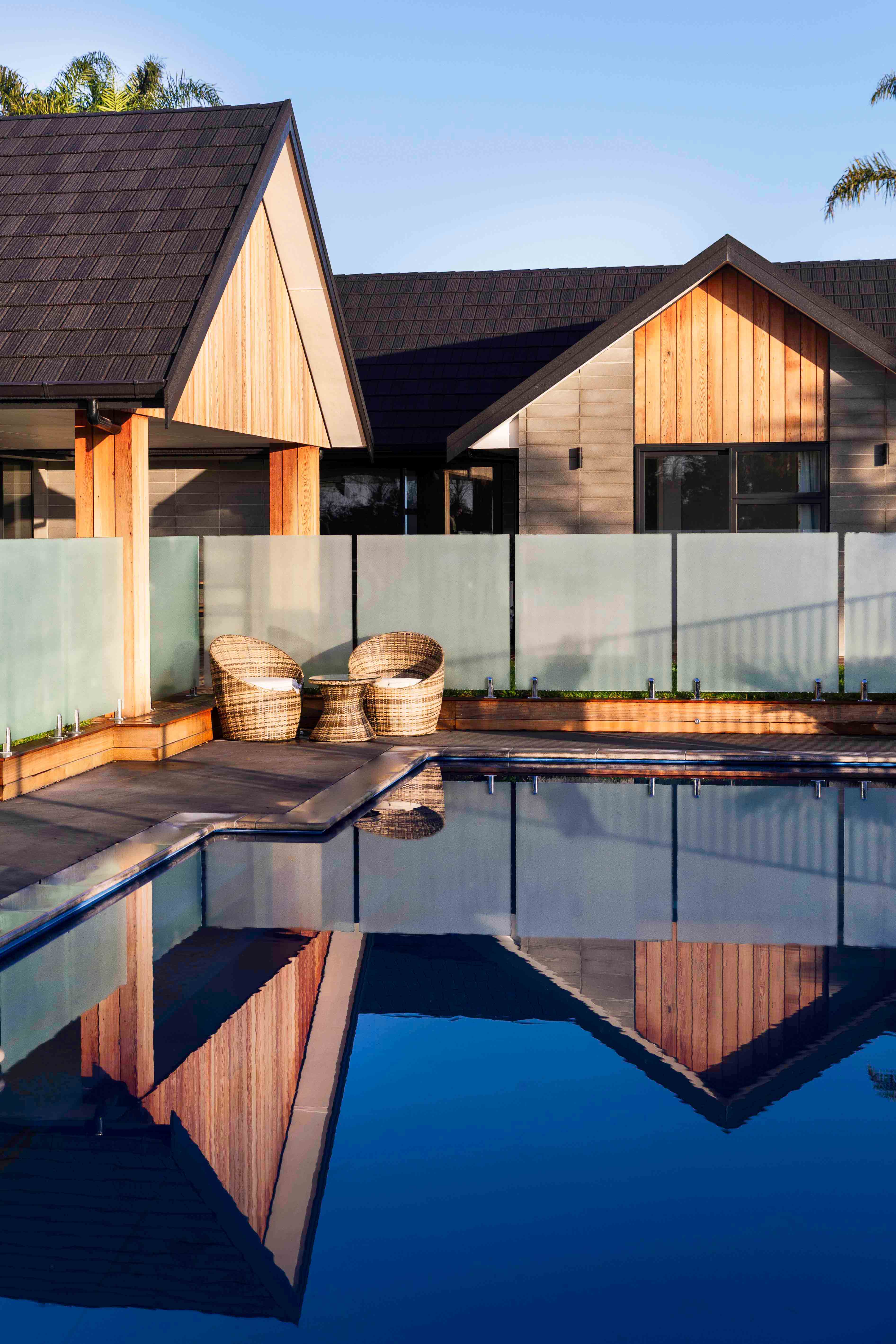 CF Shake, Charcoal Blend, New Build, New Roof, Architecturally Designed, Pool, Cedar Cladding