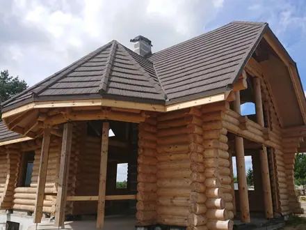 Shake, Charcoal, New Roof on Log Cabin
